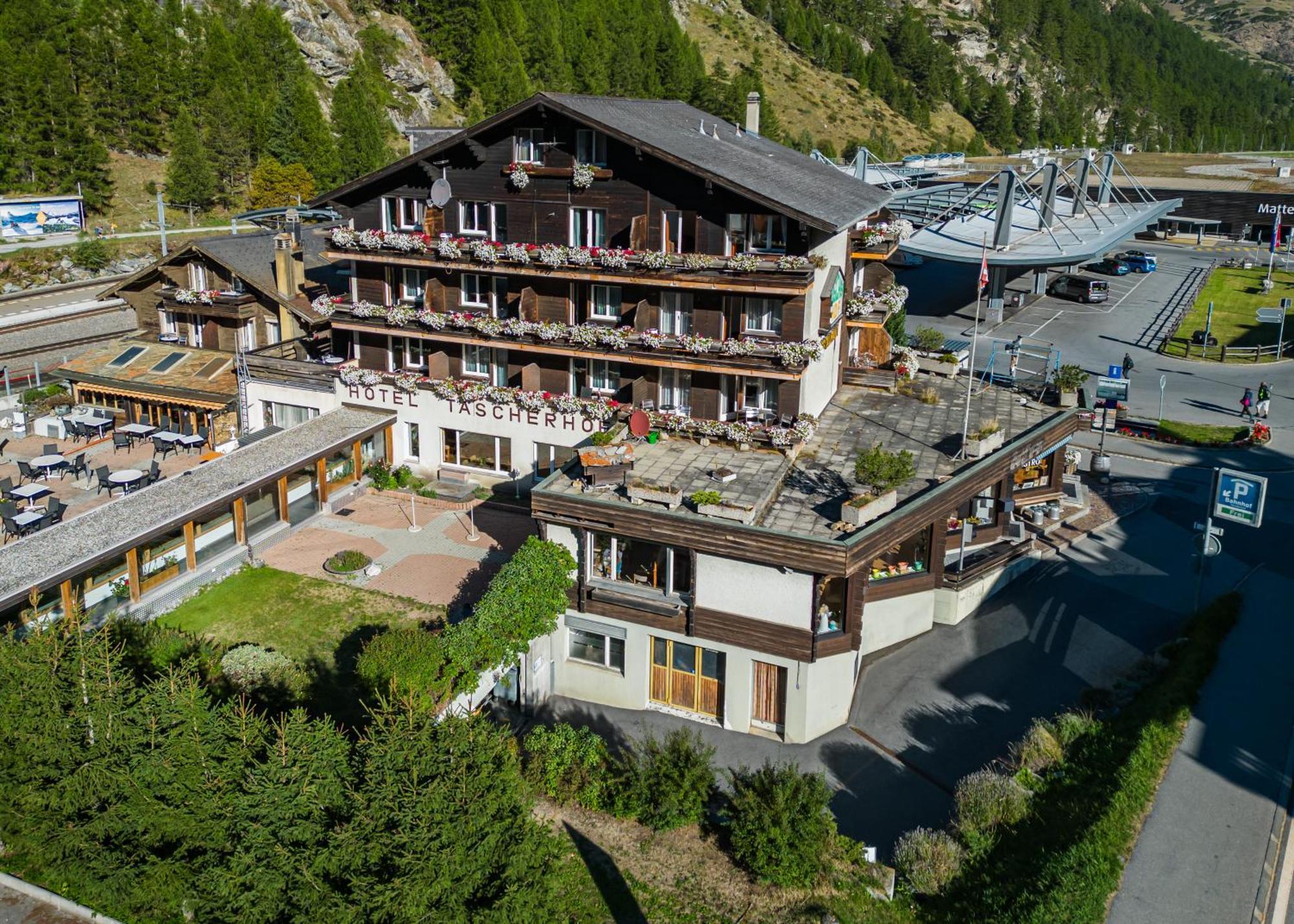 Hotel Taescherhof Täsch Exterior foto