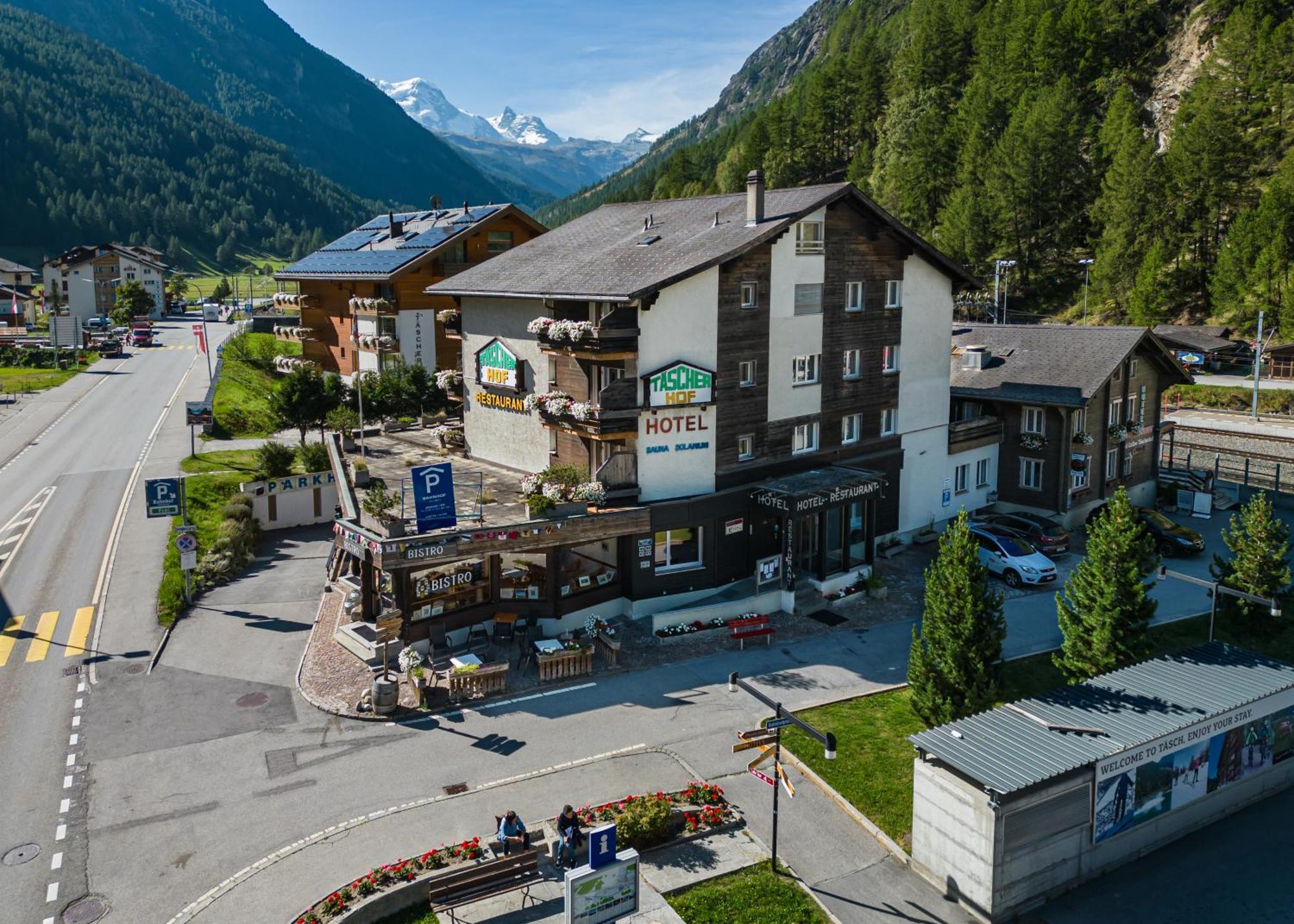 Hotel Taescherhof Täsch Exterior foto