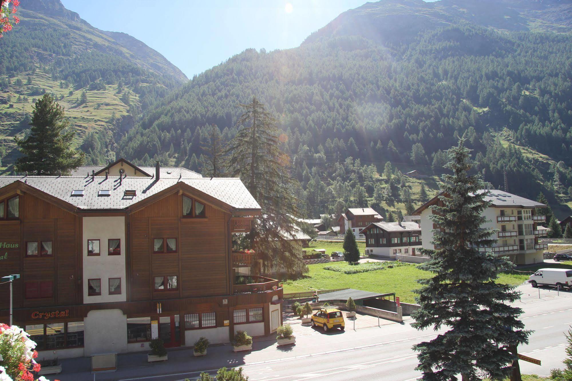 Hotel Taescherhof Täsch Exterior foto